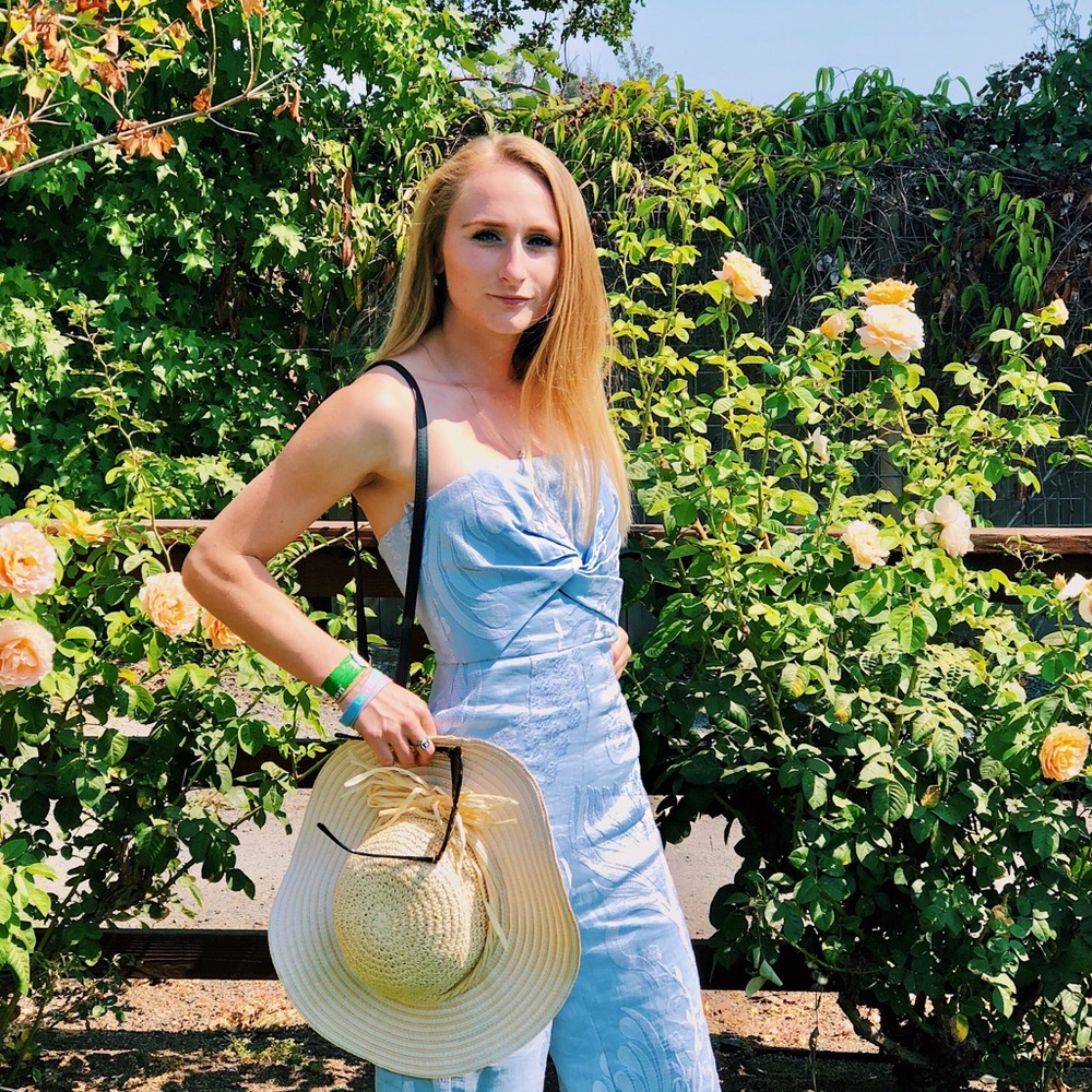 Meet your Posher, Yvonne